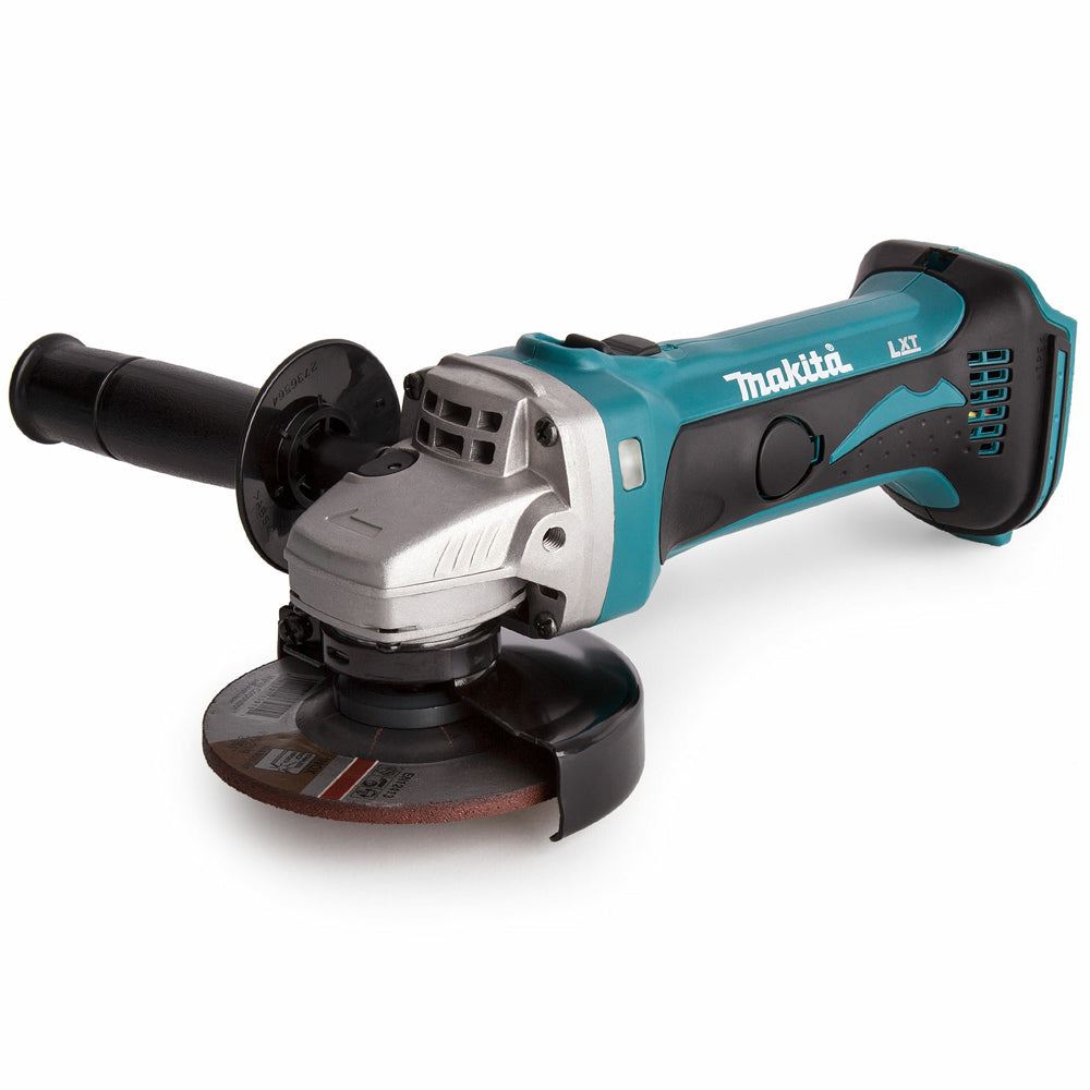 Makita 18V 4 Piece Combo Kit with 2 x 5.0Ah Battery Charger & Accessories Set T4TKIT-17235